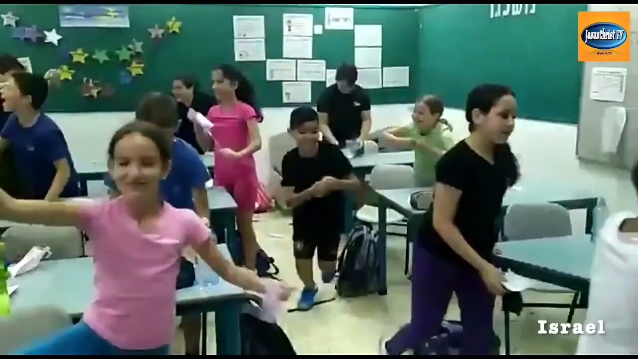 Explosion of Joy at Las Vegas, Israeli schools when kids learn they won’t be wearing masks anymore