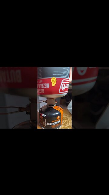 Save$ How to re fill Isobutane in 30 seconds. #hiking #backpacking #campcooking