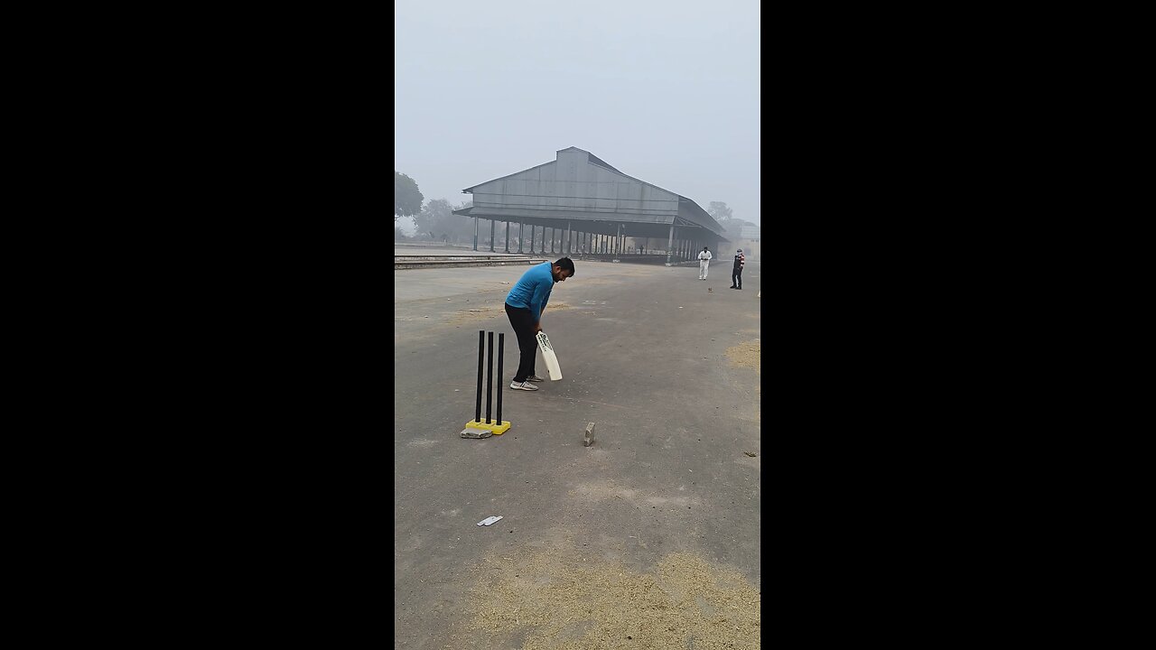 non striker ne run poora Kia ya nhi? 🤔 comment mein batao #cricketreels #cricketvideos