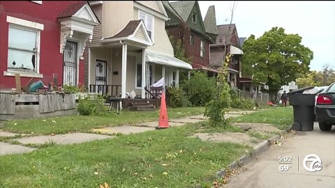 Detroit home invasion turns deadly