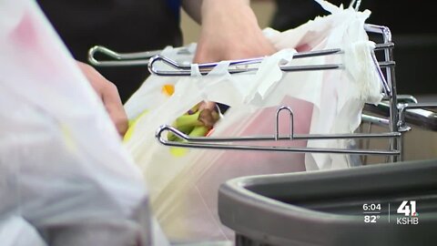 Kansas City families change grocery shopping habits due to inflation