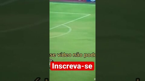 Gol de goleiro. Esse vídeo é inesquecível. Kkkk #short #memes #memesfutebol #goldegolero #futebol