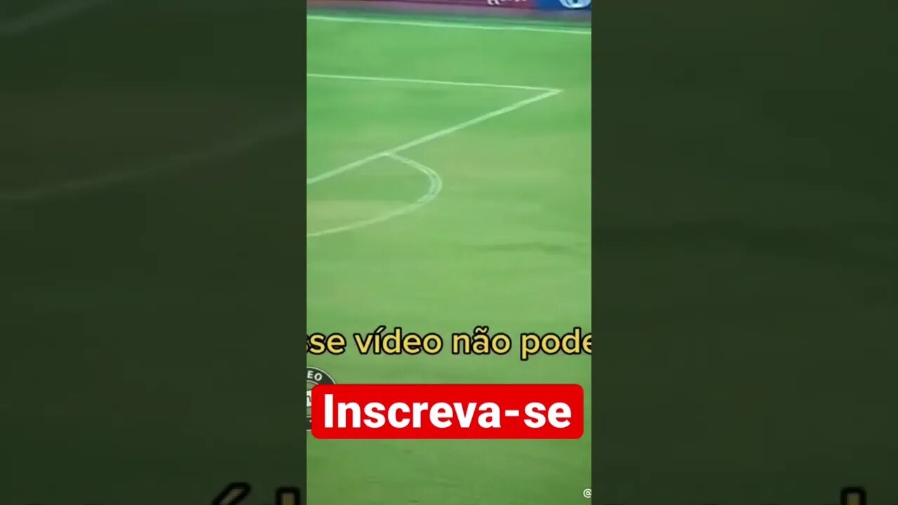 Gol de goleiro. Esse vídeo é inesquecível. Kkkk #short #memes #memesfutebol #goldegolero #futebol