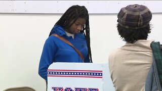 In-person early voting underway in Milwaukee