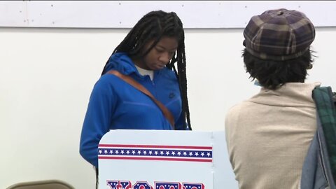 In-person early voting underway in Milwaukee