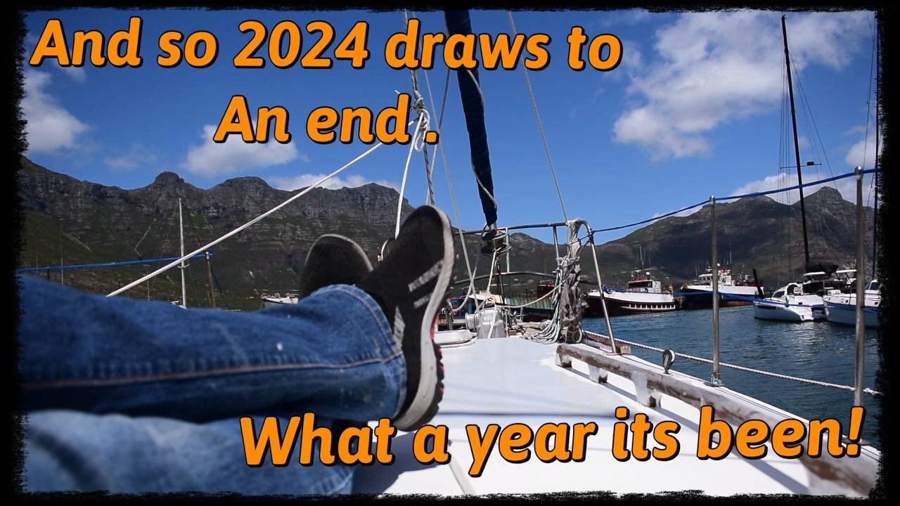 S02E61 ending the year with clean boat and retrospective #boat #boatrenovation #boatbuilding #diy