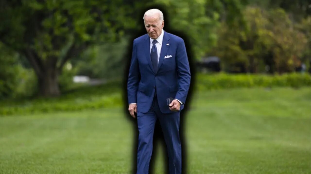 Biden scurries away from reporters after denying that the economy is in a recession