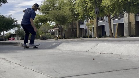 5th and hardy curbs