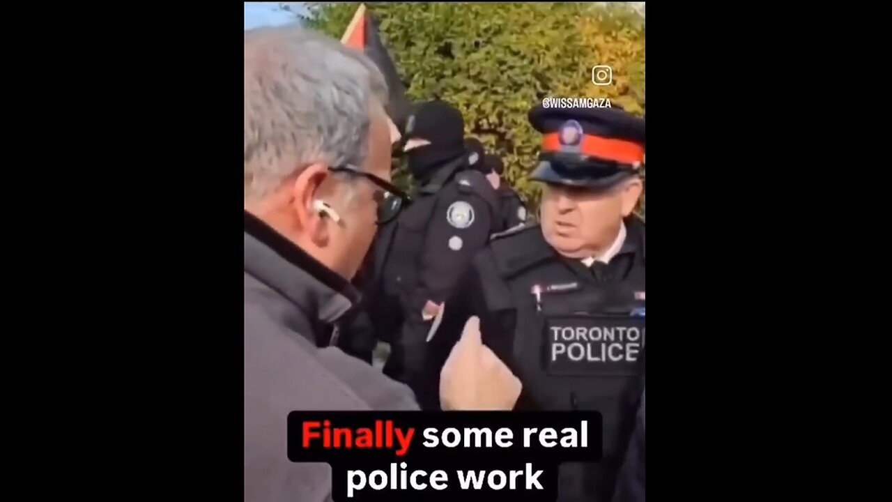 Owner of Rebel News "Ezra Levant" tells Toronto officer "I am a Jew. I am a citizen & I am your boss" then gets arrested!