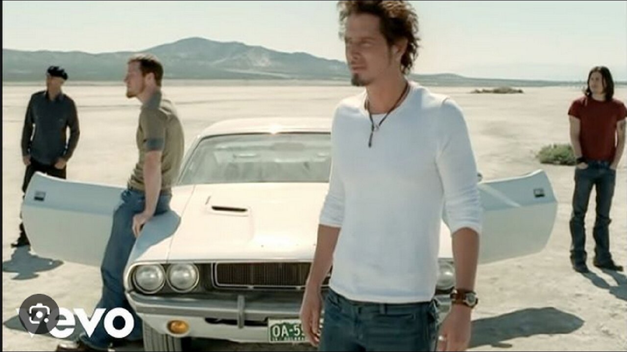 Audioslave - Show Me How to Live