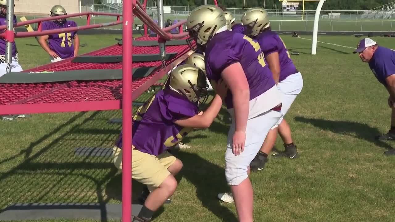 Fowlerville relying on senior leadership to improve upon last season