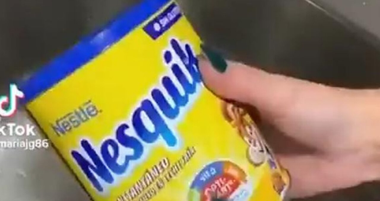 FANCY SOME WORMS IN YOUR CHOCOLATE MILK? YOU CAN WITH NESTLE NESQUIK.