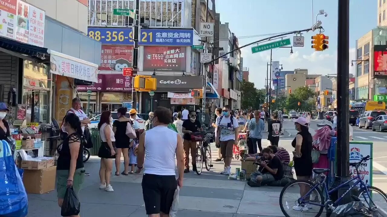 WALKING NEW YORK: Flushing Main Street, the largest Chinatown in US