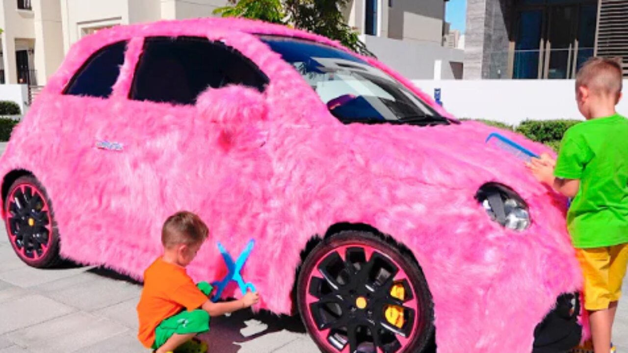 Vlad and Niki help their mother take care of the car