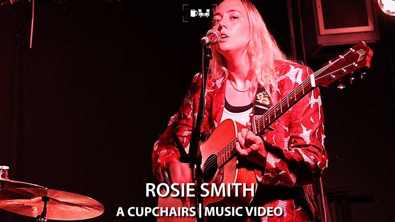 ROSIE SMITH live at The Old Blue Last | Cupchairs.com