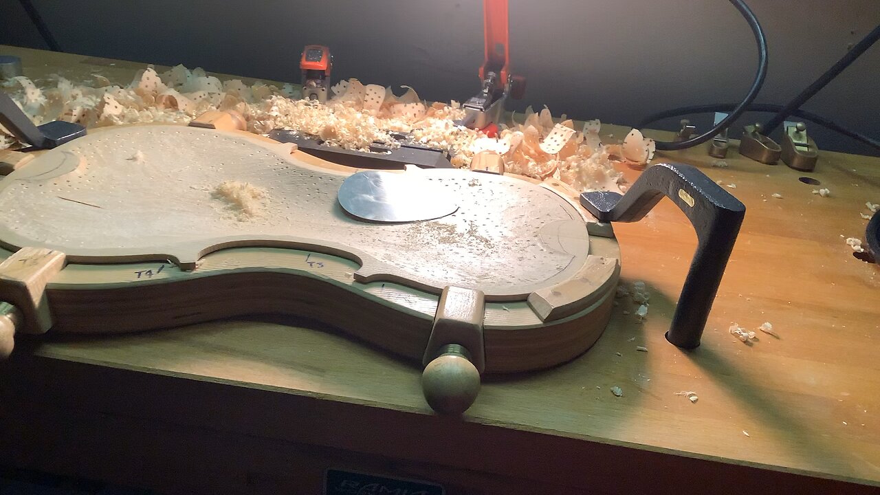 Scraping Ranne top plate underside