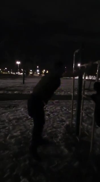 My first time doing callisthenics ￼