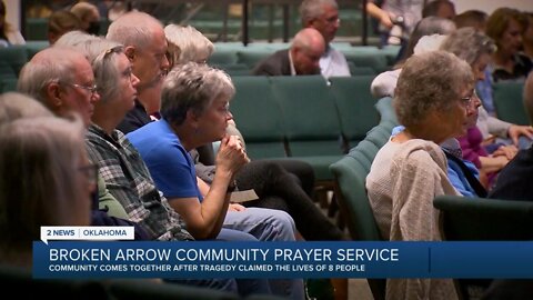 Broken Arrow church holds prayer service following family murder-suicide