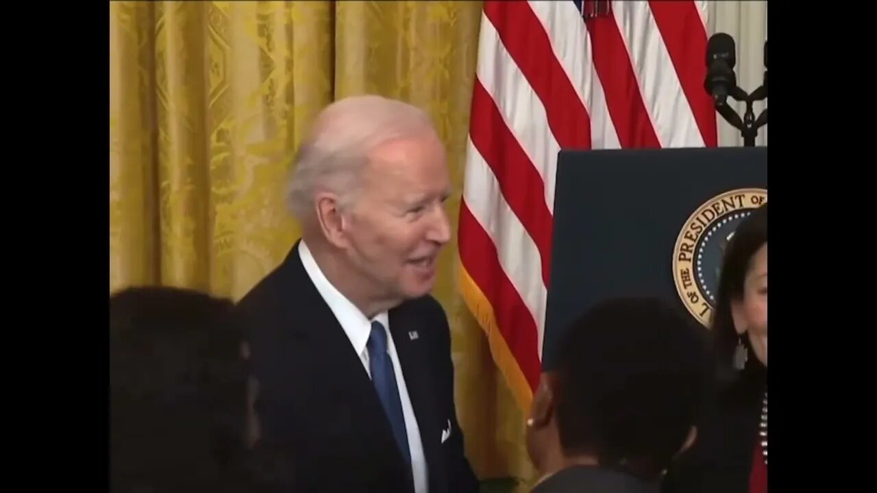 Bad Lip Reading: My Buddy Barack