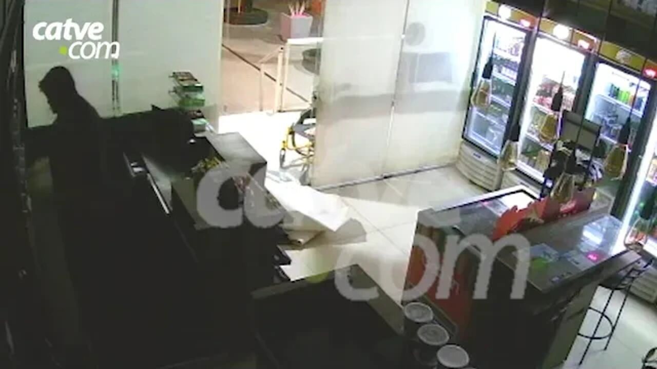 Cadeirante invade e furta posto de combustíveis, em Alto Paraná