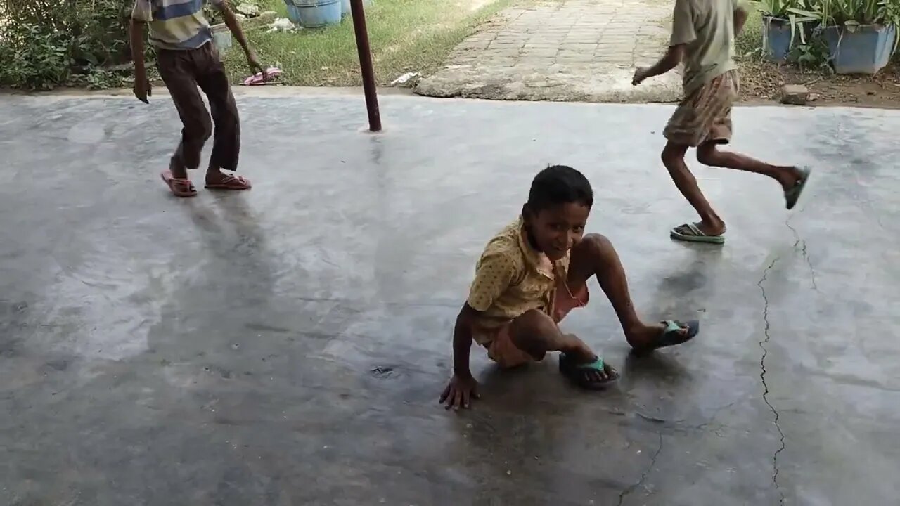the kids are playing amazing game