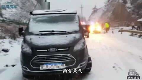 国内最小房车勇闯大雪山，怪不得换这种房车旅行，好停好开超实用@868房車速報RV Express