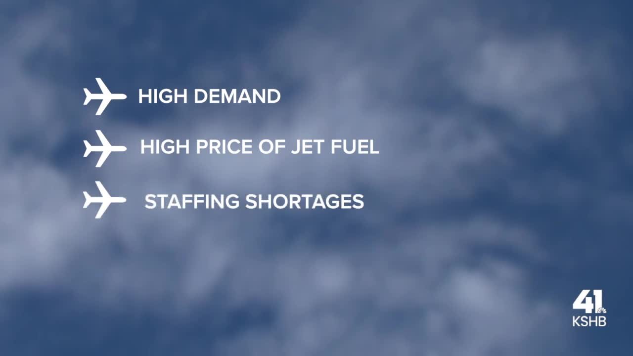 Experts predict airfare will remain high in 2023