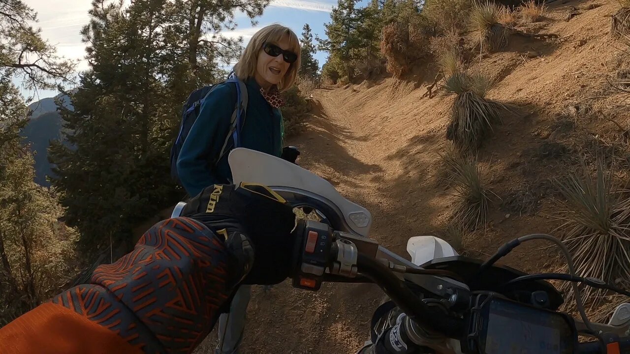 Riding Around - vlog #180 - GPX Viewer, Tires, and XR650R Auction