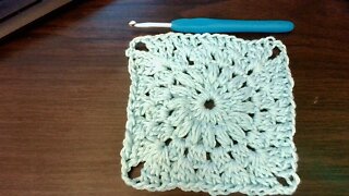 Easy Flower Granny Square.