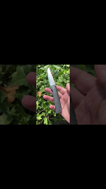 HOLY CRAP!!! Upcoming video stay tuned #edcknife #edc #knifecollection #edccommunity