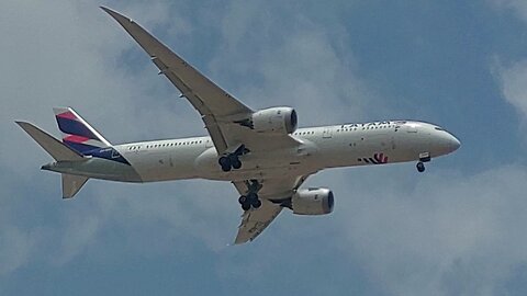 Boeing 787-9 Dreamliner CC-BGF coming from Guarulhos to Fortaleza