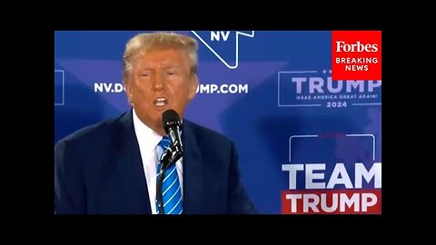 DRAMATIC MOMENT: Trump Stops Rally And Calls For Doctor