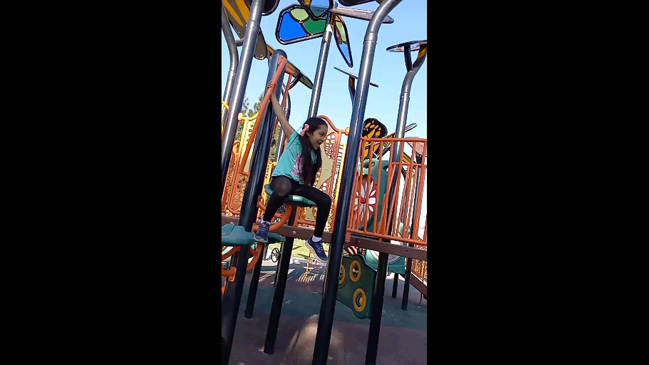 Park Adventures. Aventuras En El Parque. 4.21.2024 Snapchat Continuacion