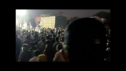 قافلہ اپنی منزل کی طرف رواں دواں