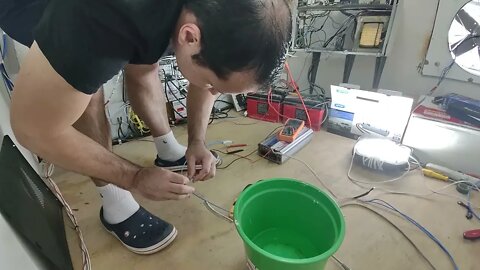 Teste de inversores DC-AC