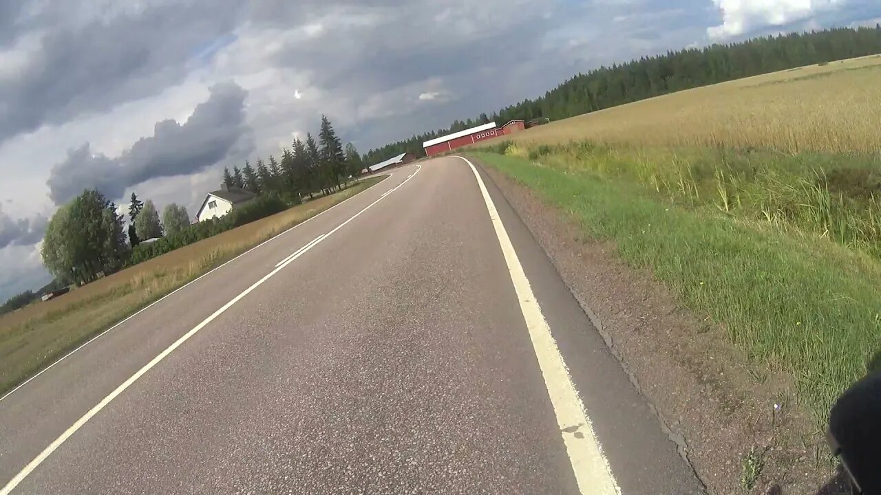 Cycling at rural Myllykoski, Ummeljoki 11.8.2021