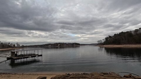 One Hour TimeLapsed Into 14 Seconds on Smith Lake