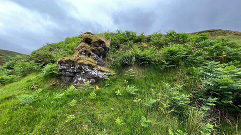 Henshaw Hill - Sergeant Law - Craigengar - Millstone Rig - Roger’s Kirk - Covenanter's Grave