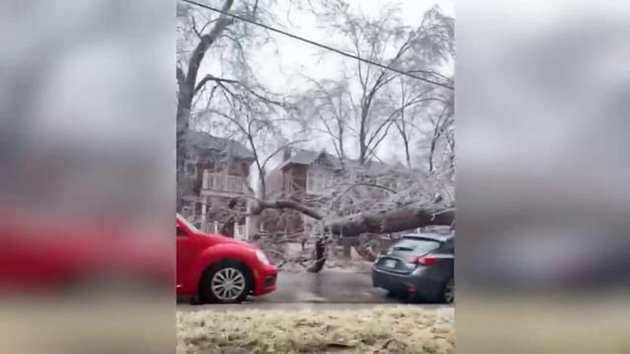 WEATHER DISASTER IN CANADA - OVER A MILLION WITHOUT POWER - ICE STORM IN QUEBEC AND ONTARIO