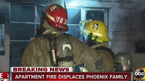 Condo fire leaves family displaced in Phoenix overnight