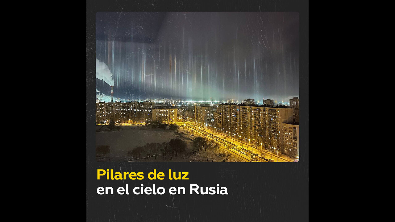 Aparecen pilares de luz en el cielo en Rusia