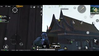 10 Caras ainda no final da Safe. Jogando PUBG Mobile.