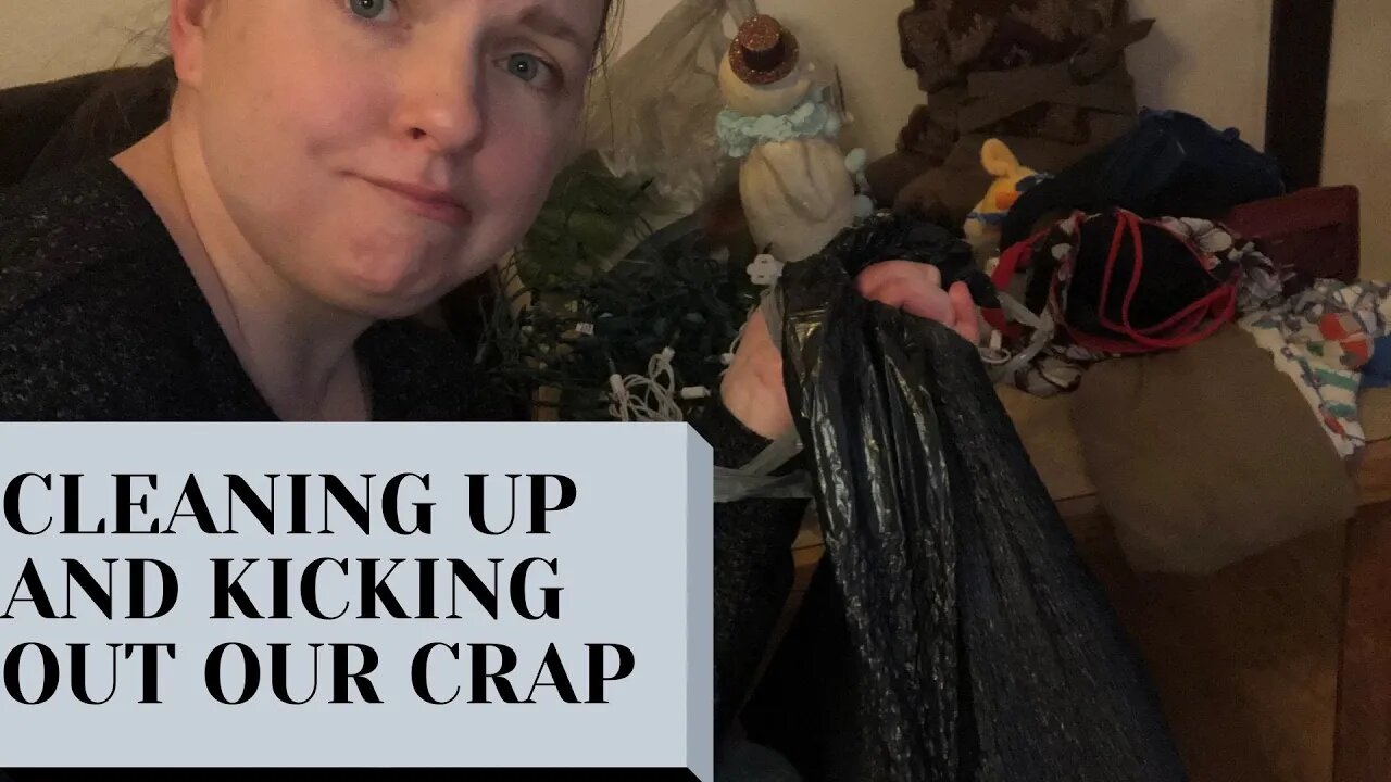 What I'm PURGING and DECLUTTERING this month! A year in the life on our DEBT FREE JOURNEY VLOG!