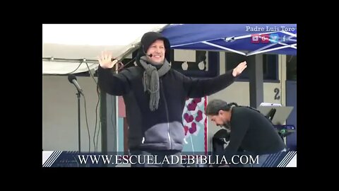 La misericordia de Díos por medio del sacerdote. Padre Luis Toro.