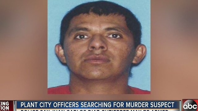 Plant City police officers searching for murder suspect