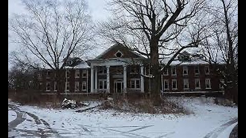 Getting Kicked out of an Abandoned* Asylum