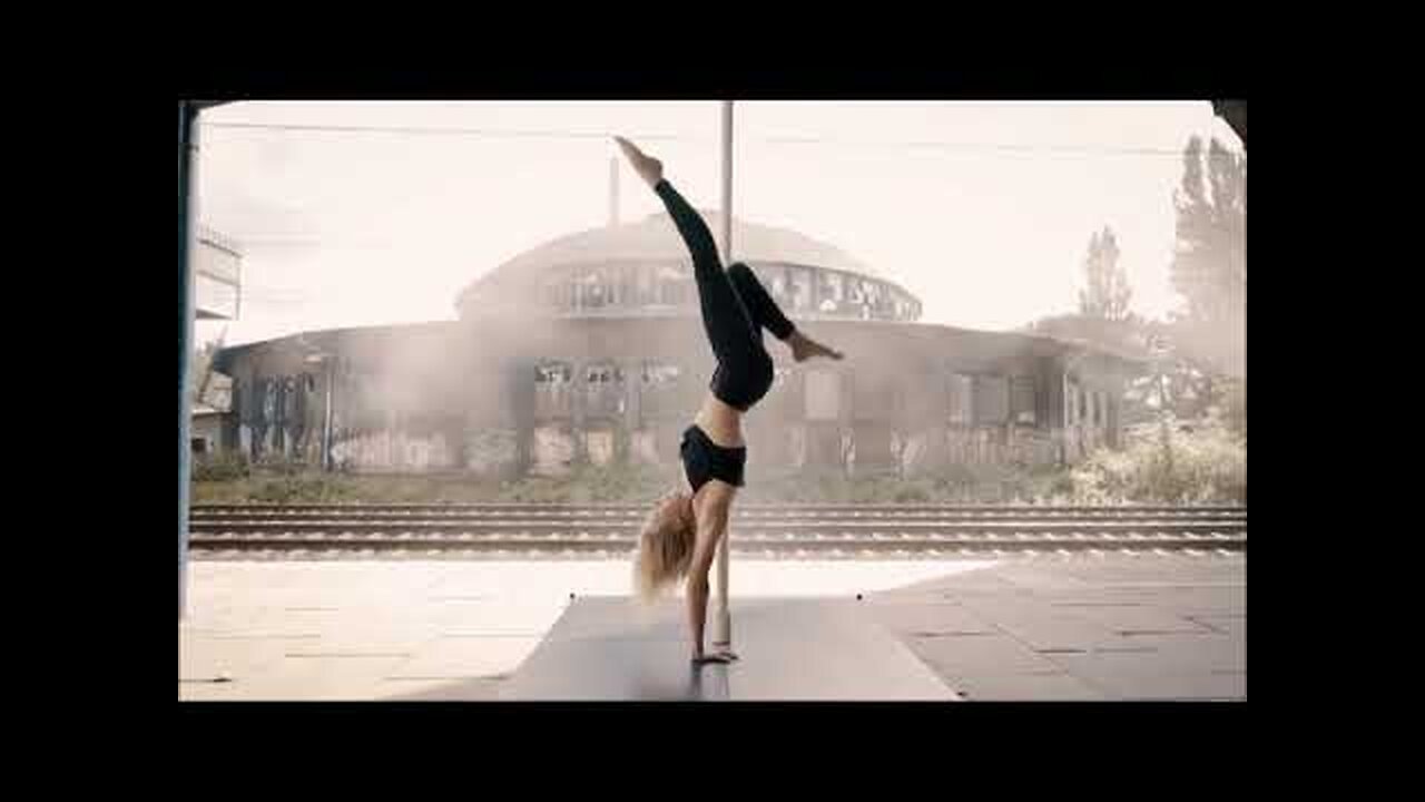 Anna PoleAcrobatic und Handstand Akrobatik