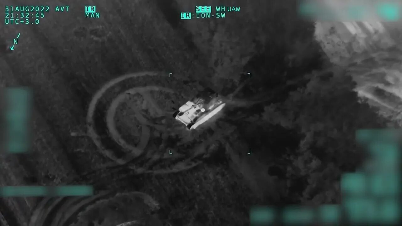 Ukrainian sources publish a video of the Bayraktar TB 2 UAV strike on the Russian 152 mm ACS 2C3 Aca