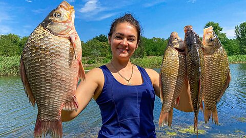 Caught And Cooked HUGE CARP! Crispy Fish with Vegetables On The Fire