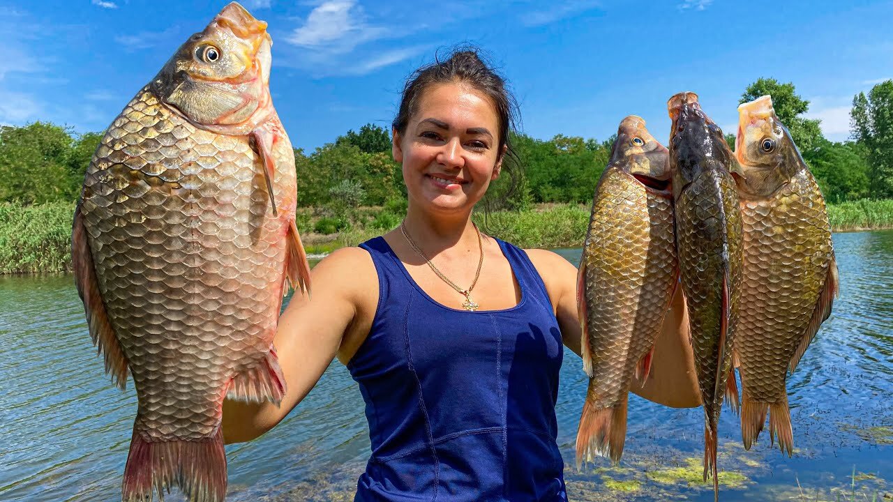 Caught And Cooked HUGE CARP! Crispy Fish with Vegetables On The Fire